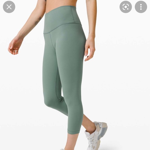 Lululemon align shr crop 21 Tag removed